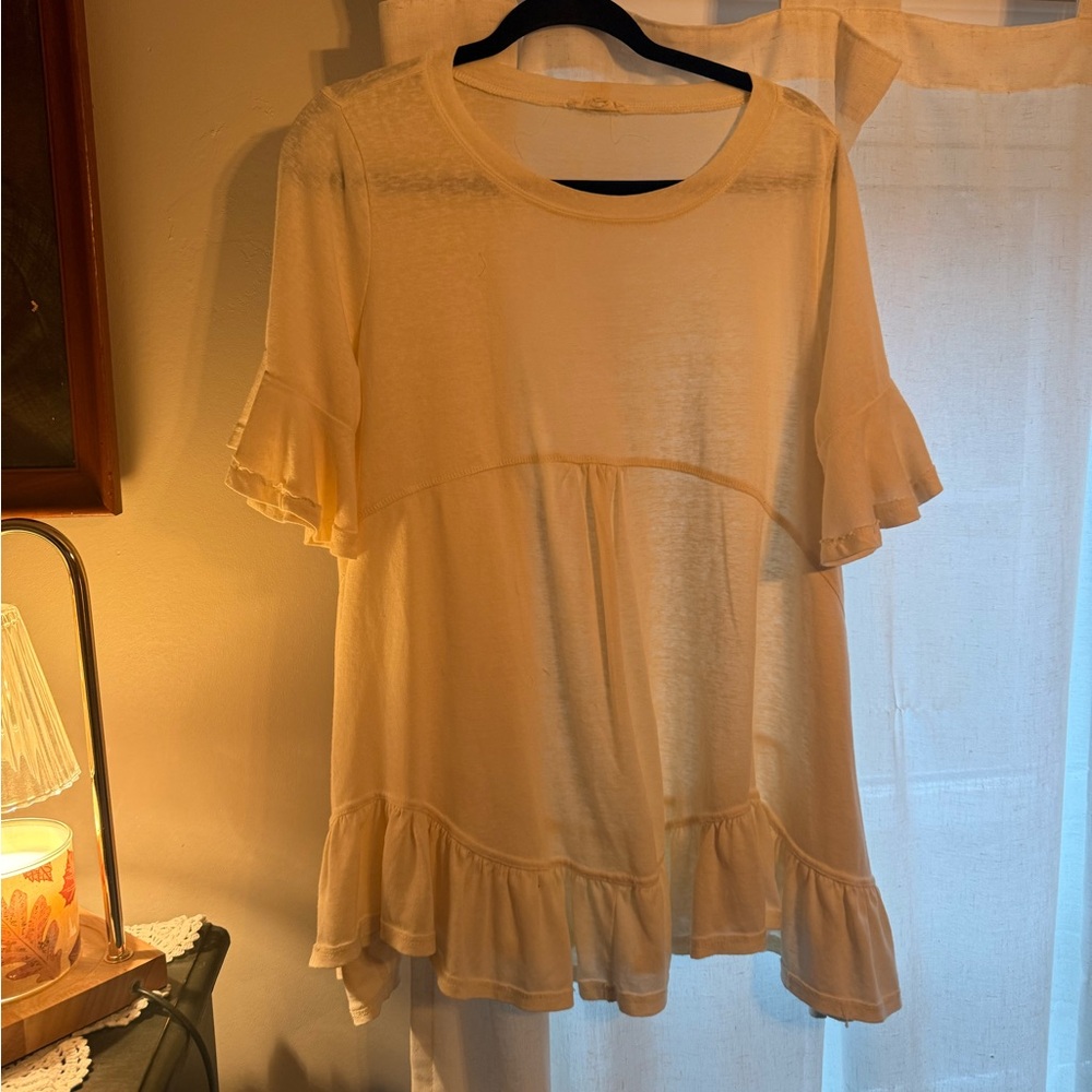 Easel Cream Ruffle Hem Blouse